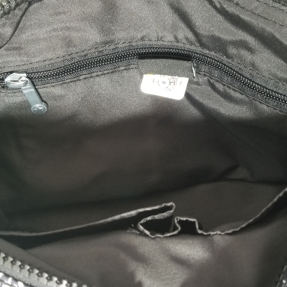 Kipling Art Mini Printed Shoulder Bag In Black And White K Pattern - Picture 11 of 14